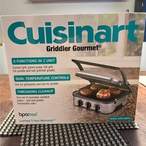 Cuisinart Griddler Gourmet GRID-8NPC Panini Press, Burgers, Steak new